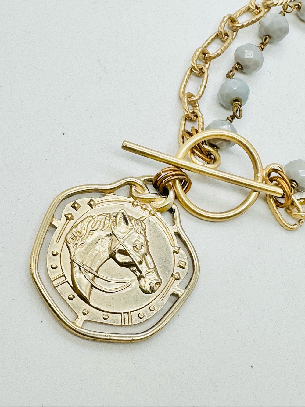 Equestrian Medallion Coin Necklace Multi Strand Beaded Gold Tone Horse Toggle - Picture 3 of 6